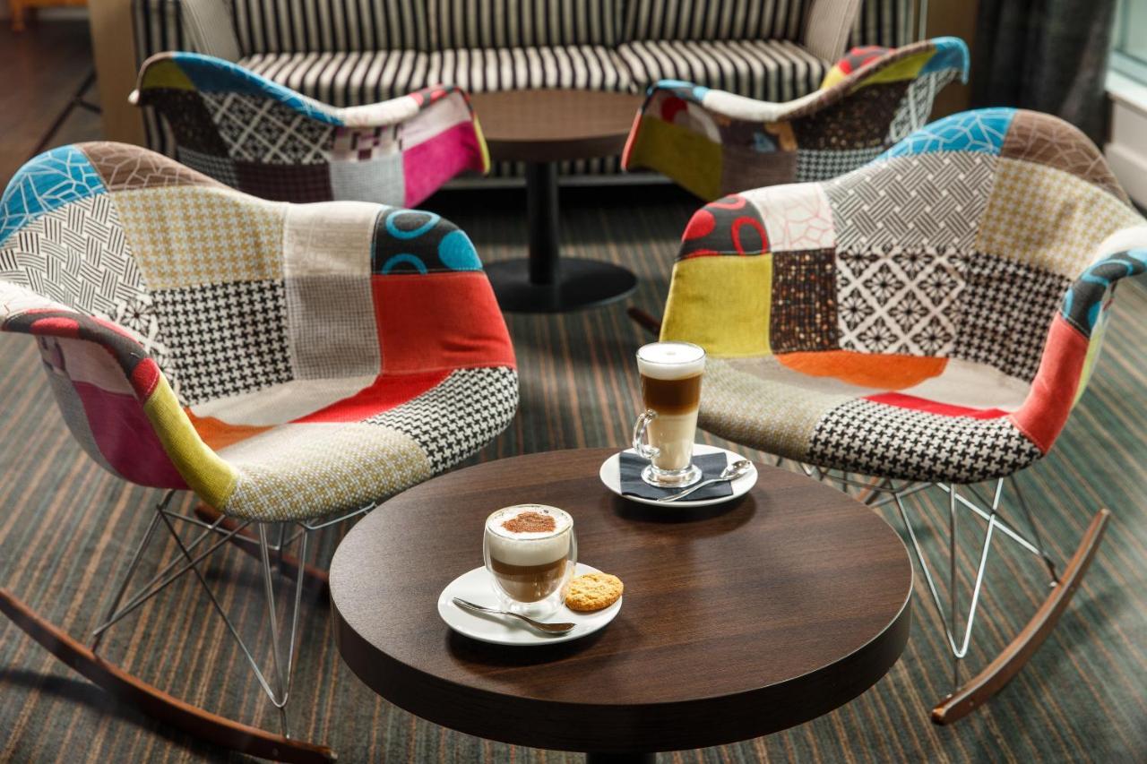 Отель Ibis Bristol Temple Meads Экстерьер фото