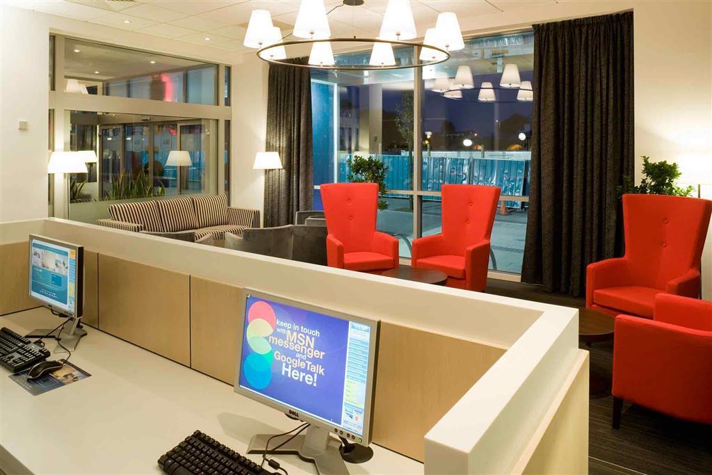 Отель Ibis Bristol Temple Meads Экстерьер фото