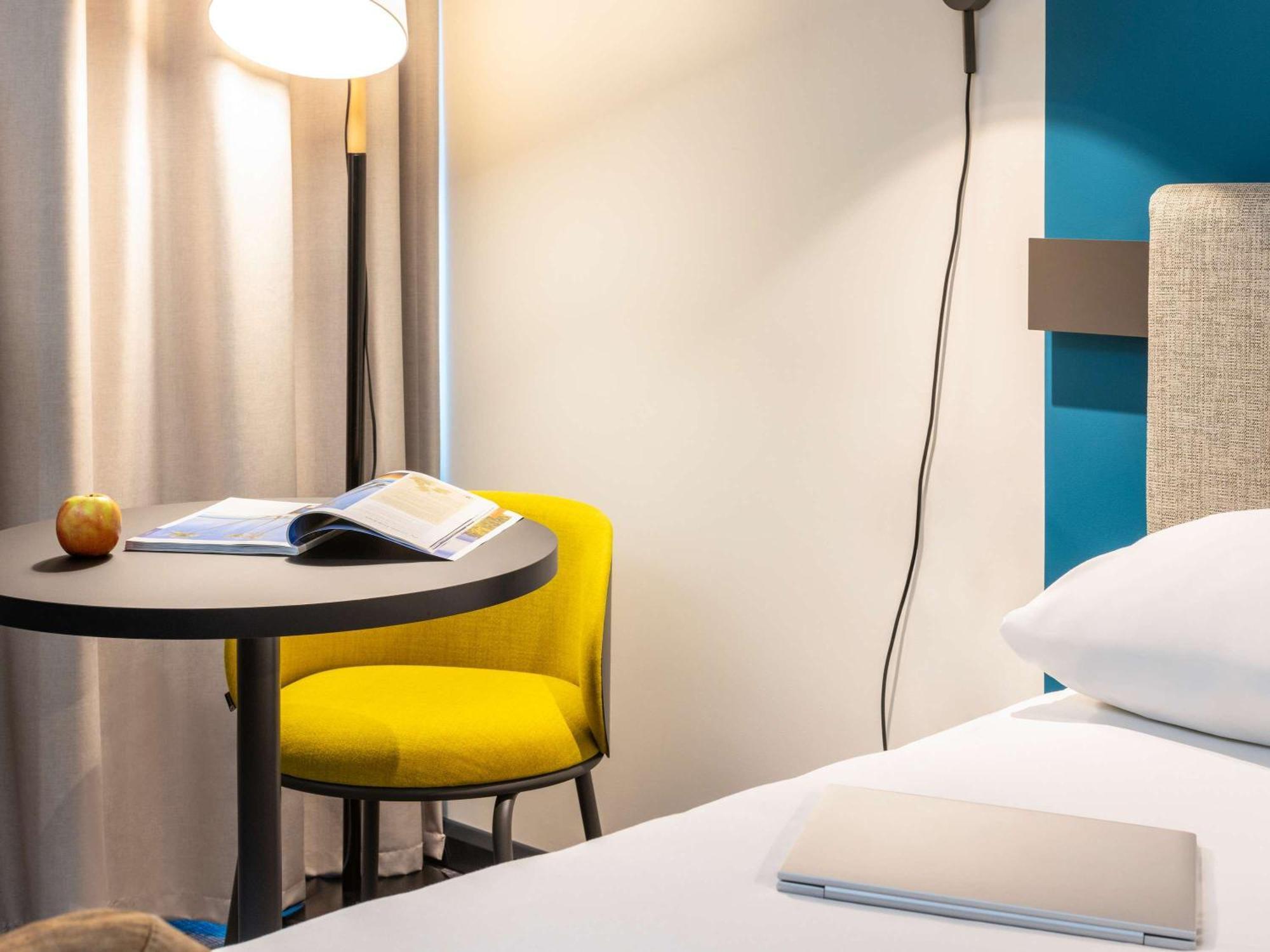 Отель Ibis Bristol Temple Meads Экстерьер фото