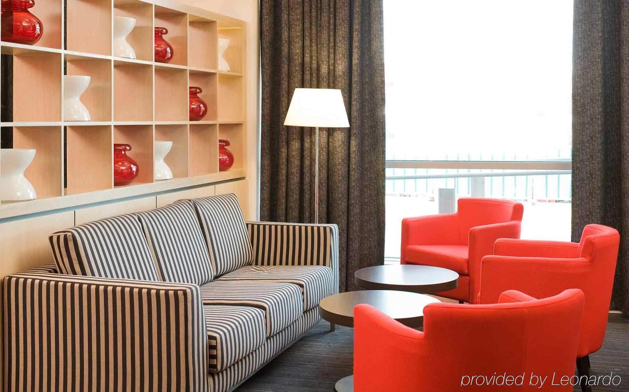 Отель Ibis Bristol Temple Meads Экстерьер фото