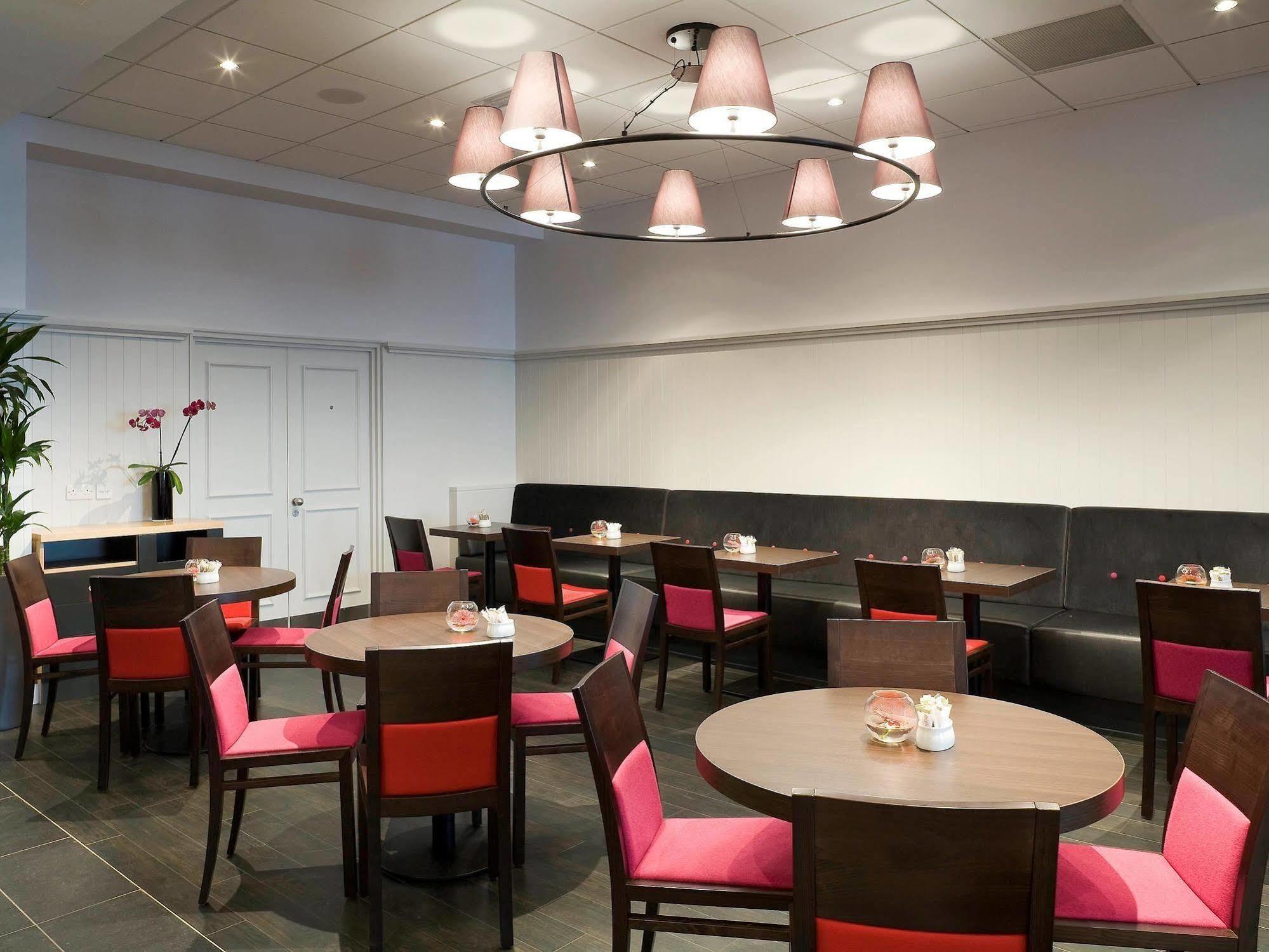 Отель Ibis Bristol Temple Meads Экстерьер фото
